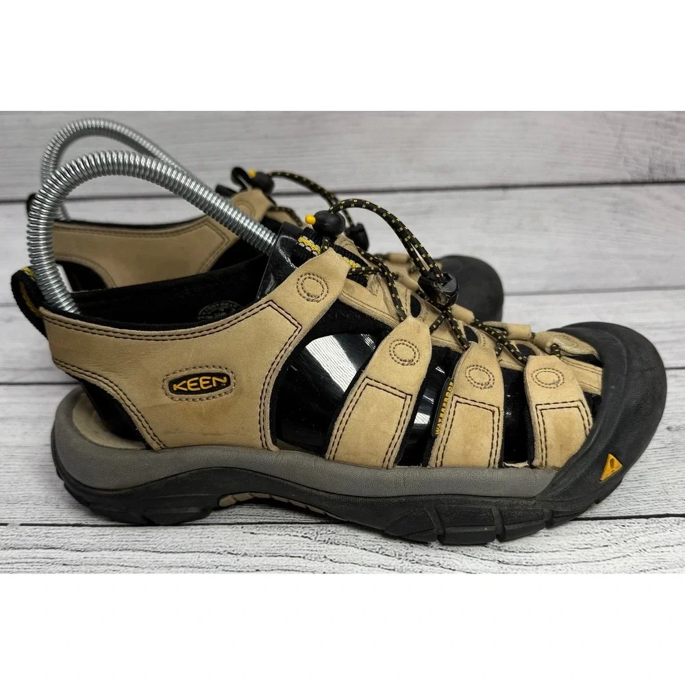 KEEN Newport H2 Water Sandals Mens Size 7 Tan Black Yellow Outdoor Sport